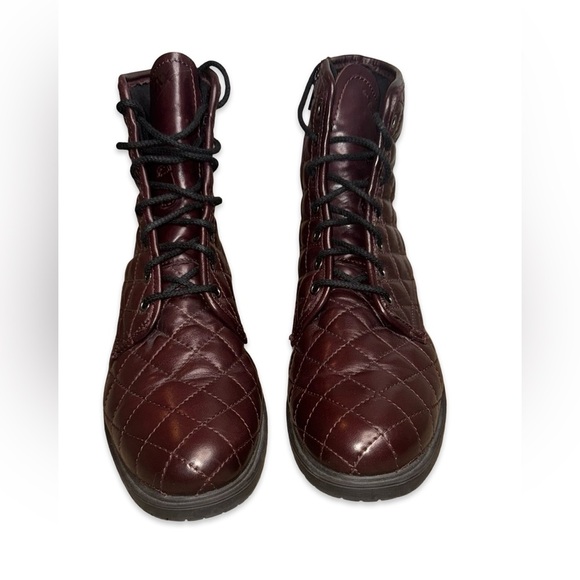 The Flexx Boots - Picture 5 of 7